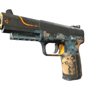 Five-SeveN | Triumvirate (Battle-Scarred)